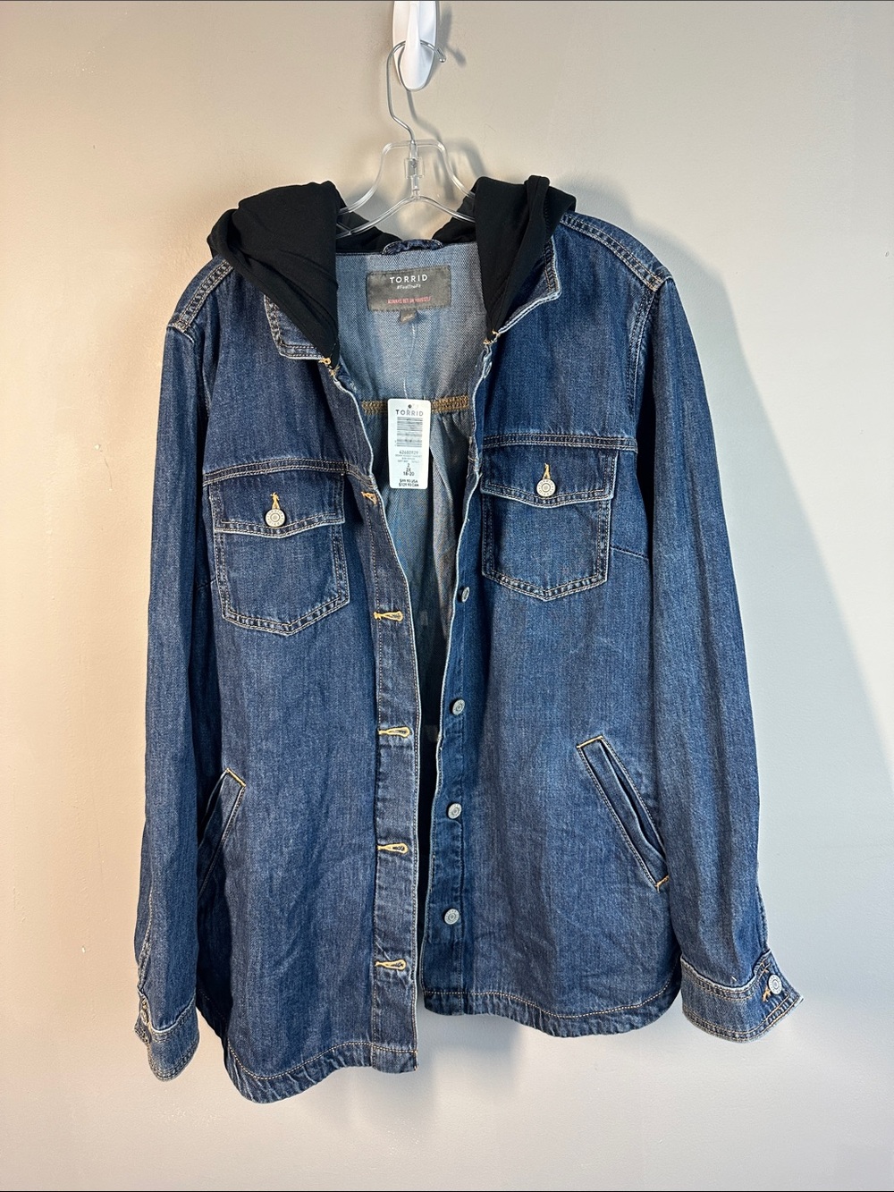 NWT Torrid Denim Hooded Shacket Jean Trucker Jacket Black Attached Hood Size 2X